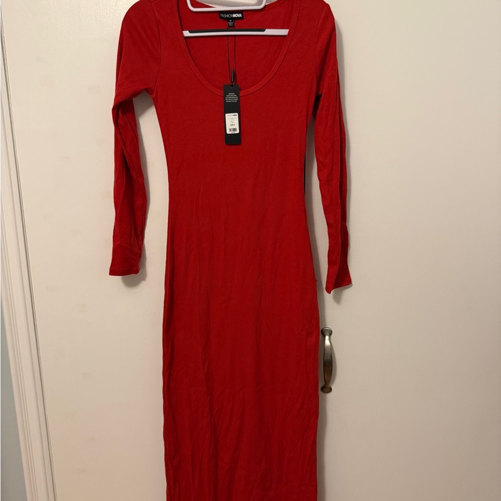 Fashion Nova Scarlet Long Sleeve Dress